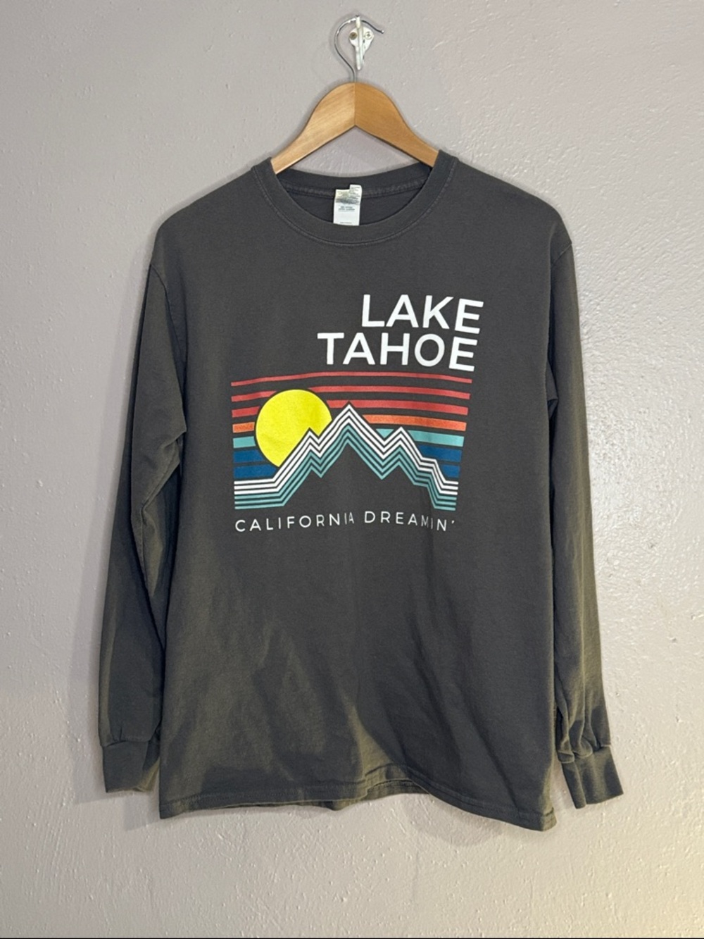 Lake Tahoe California Dreamin' Long Sleeve Graphic Shirt - Dark Gray